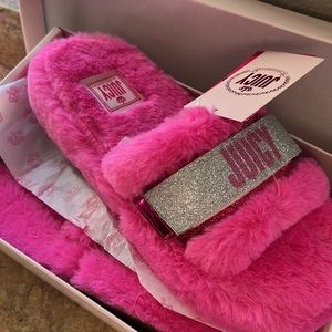 NWT Juicy Couture Fuzzy Slippers